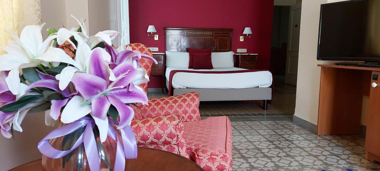 Hotel Noucentista Sitges Eksteriør bilde